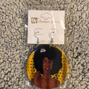 Round Wooden Dangle Earrings - Afro Crown Pick